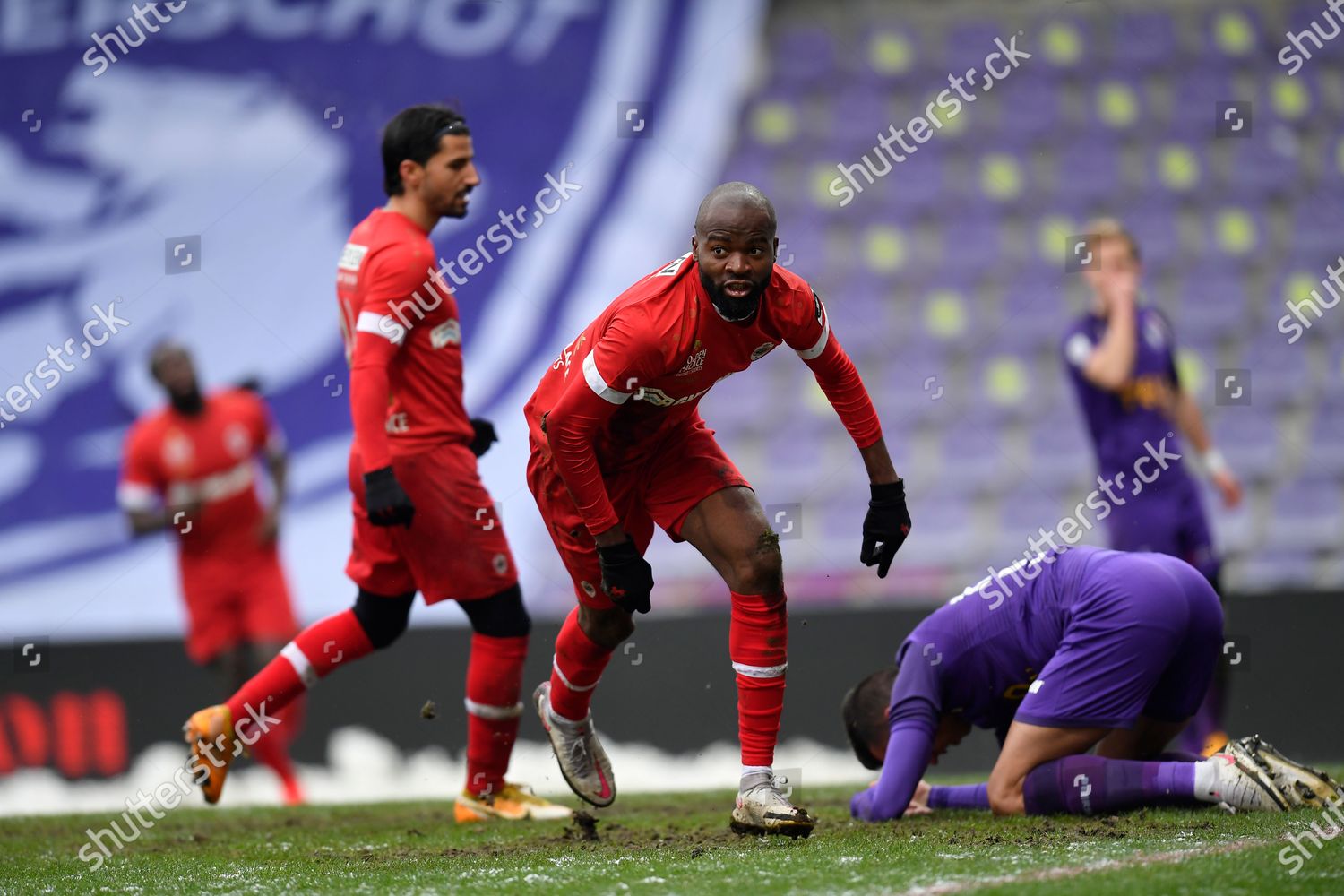 Antwerps Didier Lamkel Ze Celebrates After Scoring Editorial Stock Photo Stock Image Shutterstock