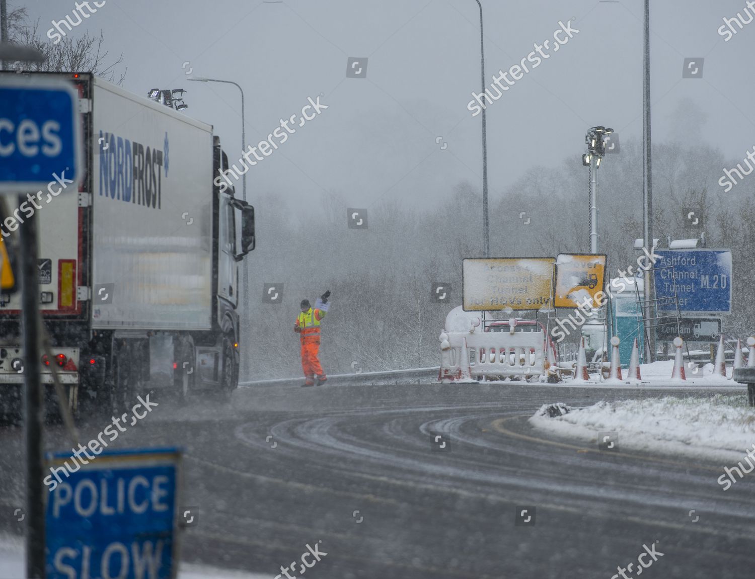 Beast East Twoan Amber Snow Warning Meaning Editorial Stock Photo Stock Image Shutterstock