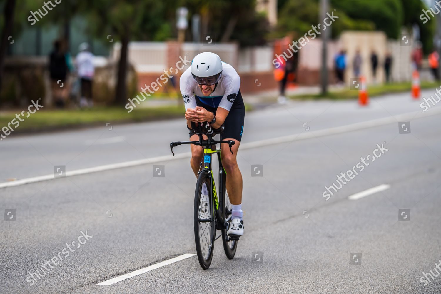 Prøve surfing skak Olympic Distance triathlete Martin Sprong riding his Editorial Stock Photo  - Stock Image | Shutterstock
