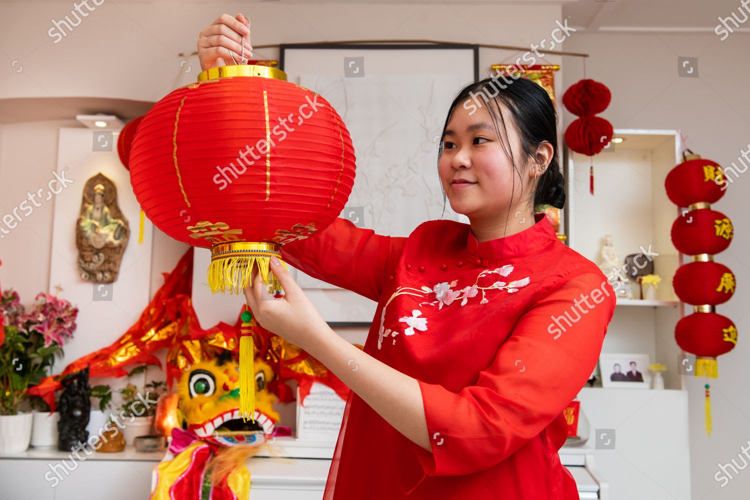 Beverley Fung Wears Traditional Chinese Qipao Editorial Stock Photo ...