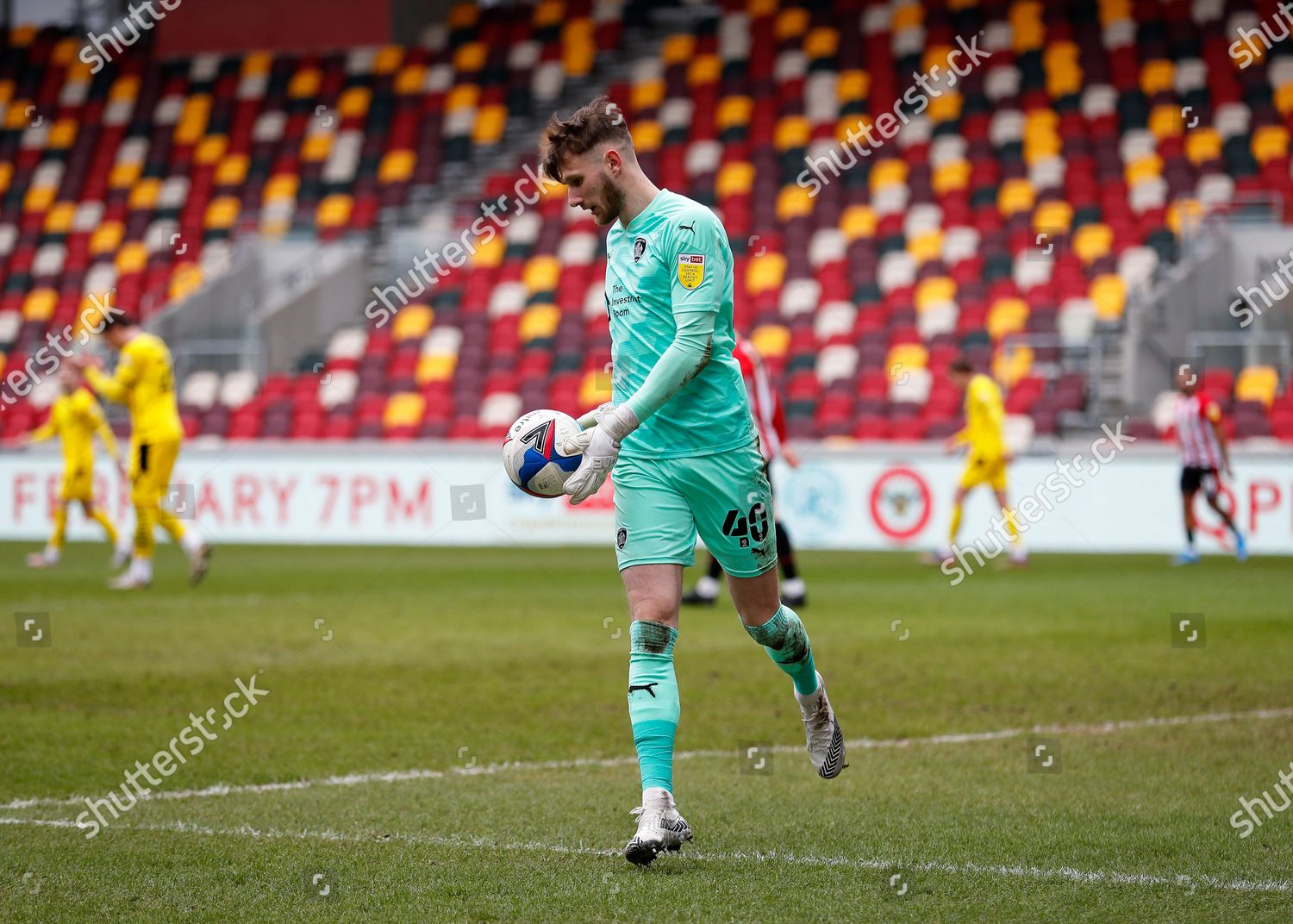 Goalkeeper Bradley Collins Brentford Community Stadium Editorial Stock