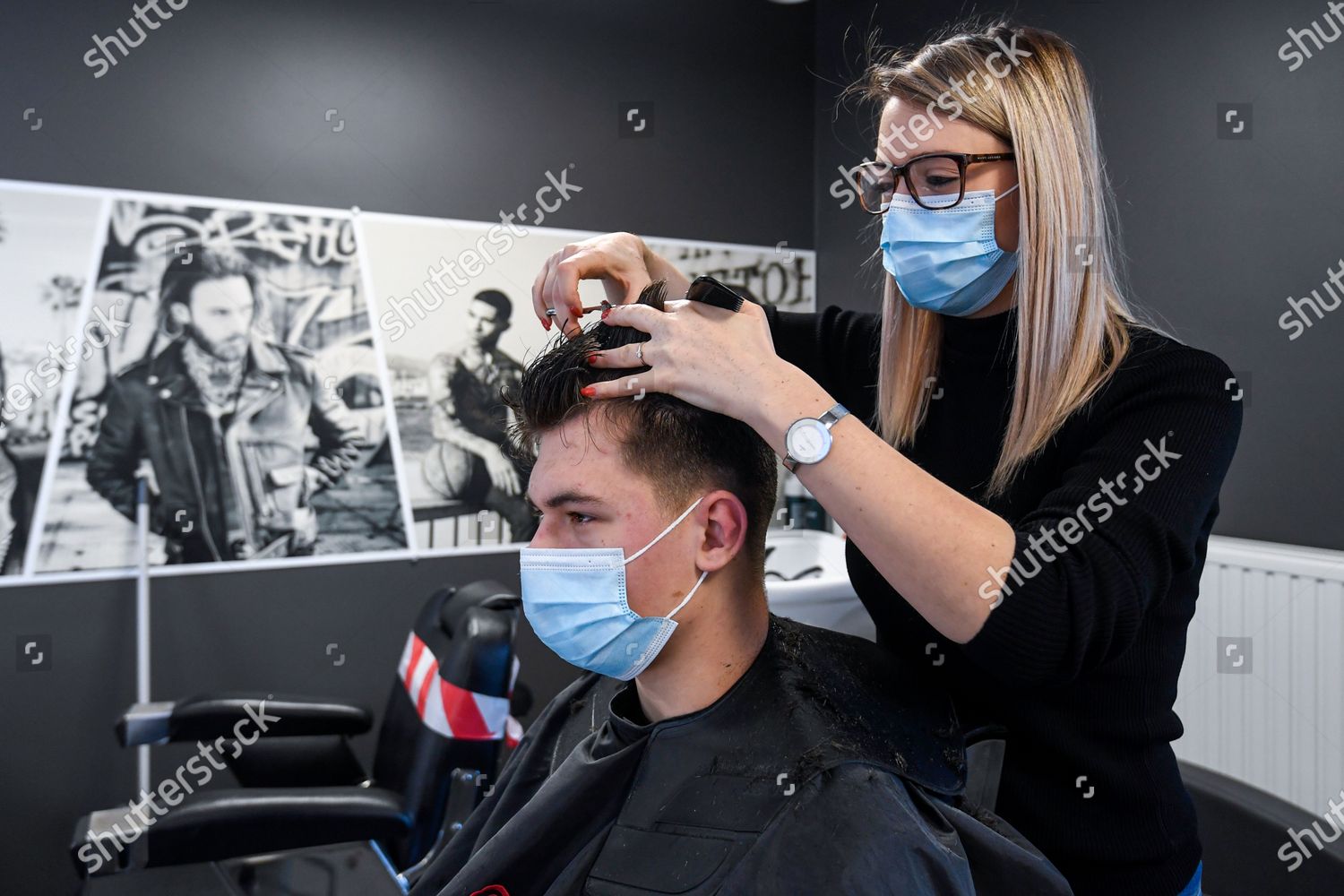Hairdressing Salons Reopen After More Than Editorial Stock Photo