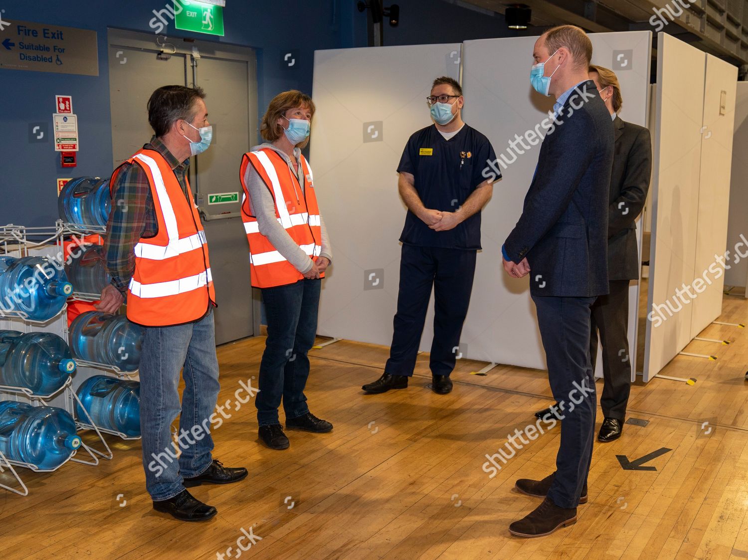 CASA REAL BRITÁNICA - Página 37 Prince-william-visits-kings-lynn-corn-exchange-vaccination-centre-norfolk-uk-shutterstock-editorial-11770948q