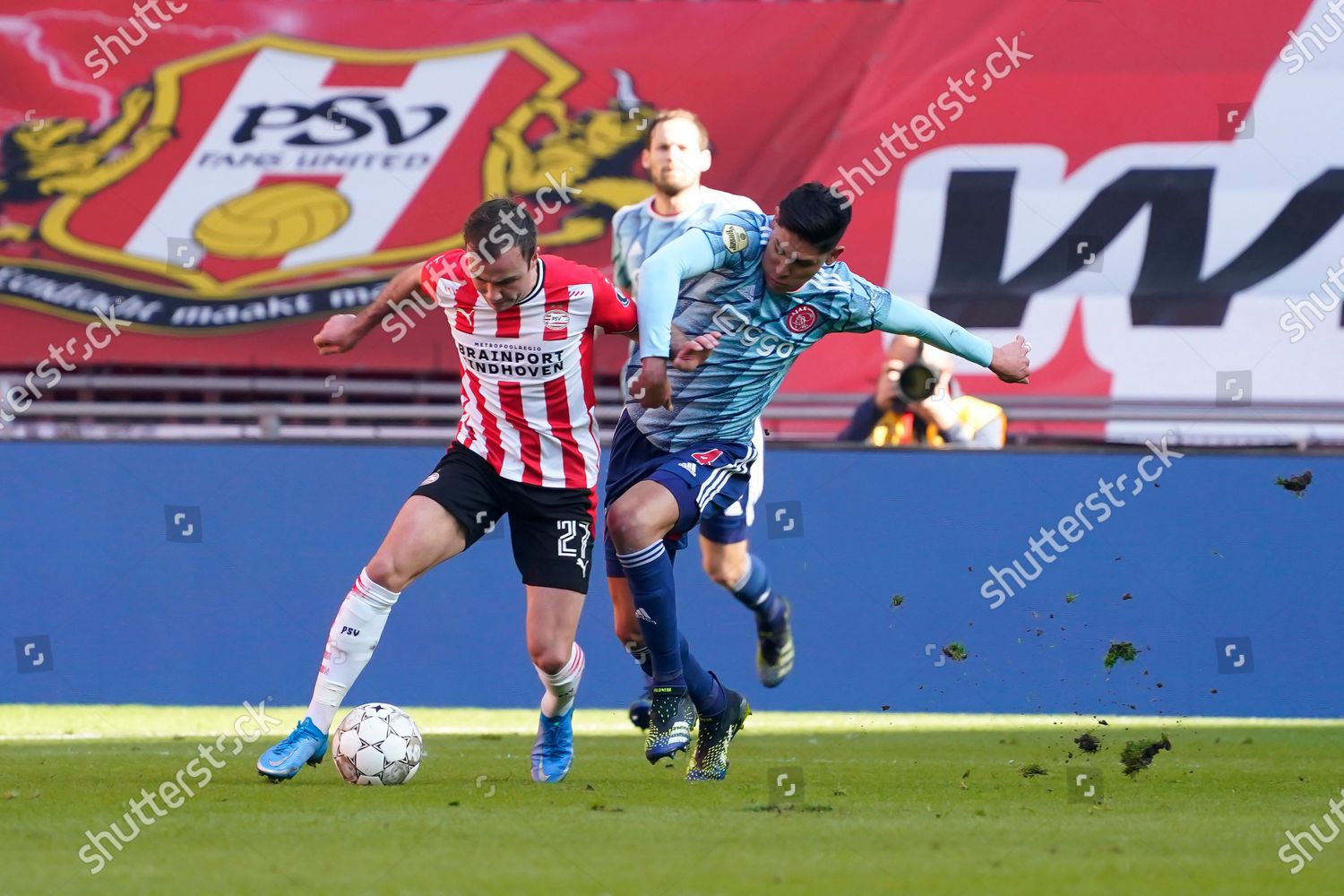 Mario Gotze Psv Duels Edson Alvarez Ajax Editorial Stock Photo Stock Image Shutterstock