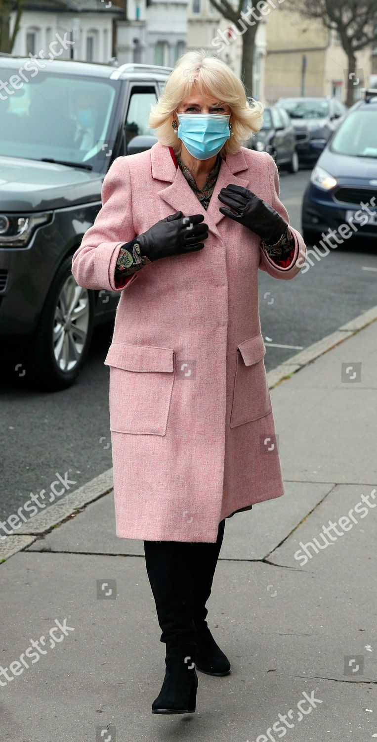 CASA REAL BRITÁNICA - Página 38 Duchess-of-cornwall-visits-vaccination-centre-st-pauls-church-croydon-uk-shutterstock-editorial-11784089a