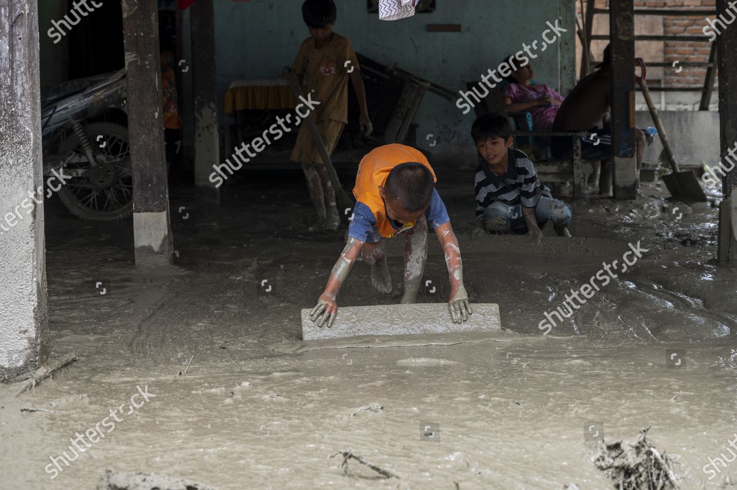 Children Clean Remaining Mud That Hit Editorial Stock Photo - Stock ...