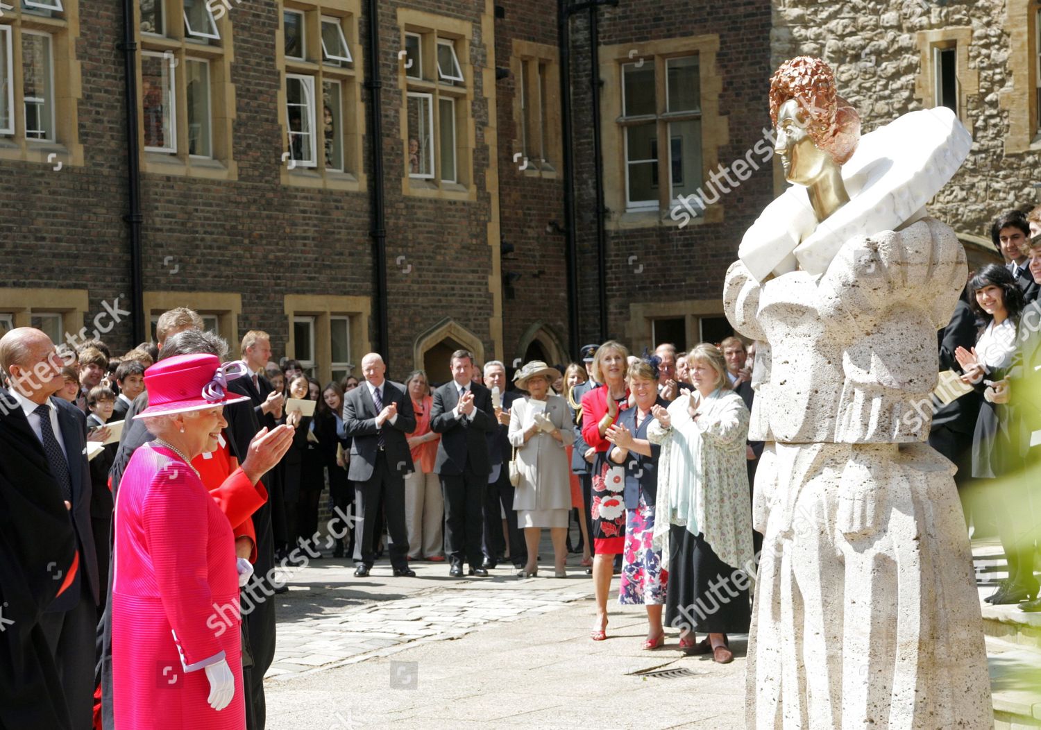 Queen Elizabeth Ii Statue Queen Elizabeth Editorial Stock Photo Stock