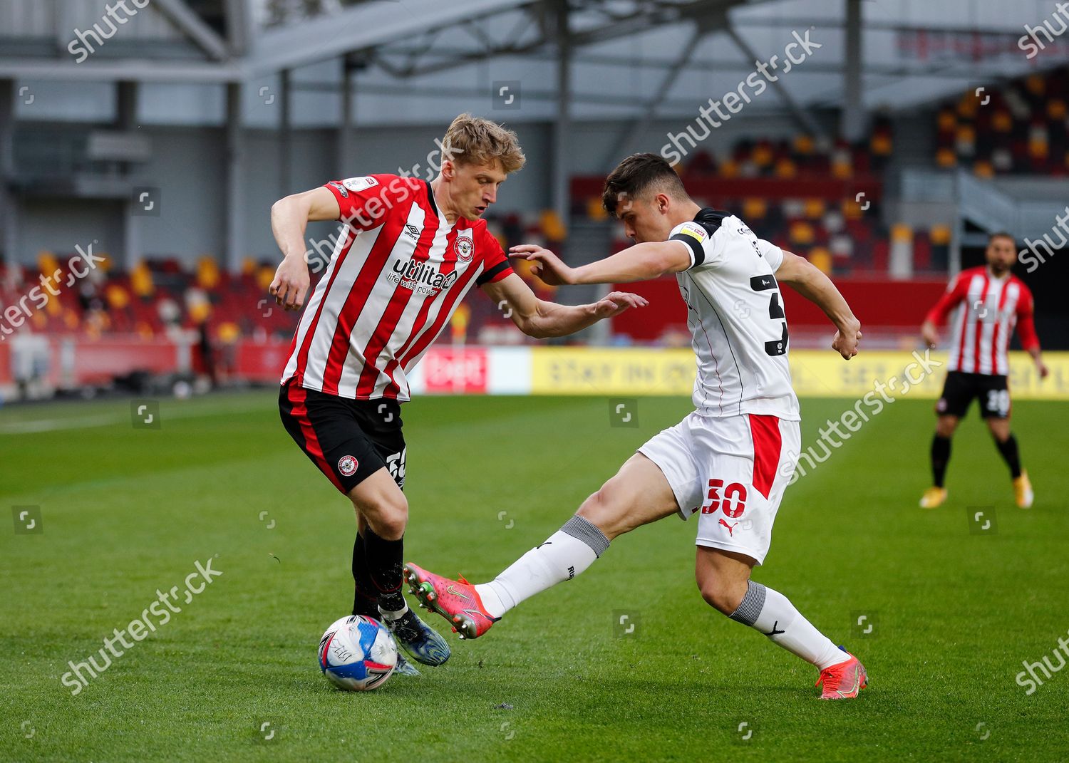 Mads Roerslev Brentford Challenged By Ryan Editorial Stock Photo ...