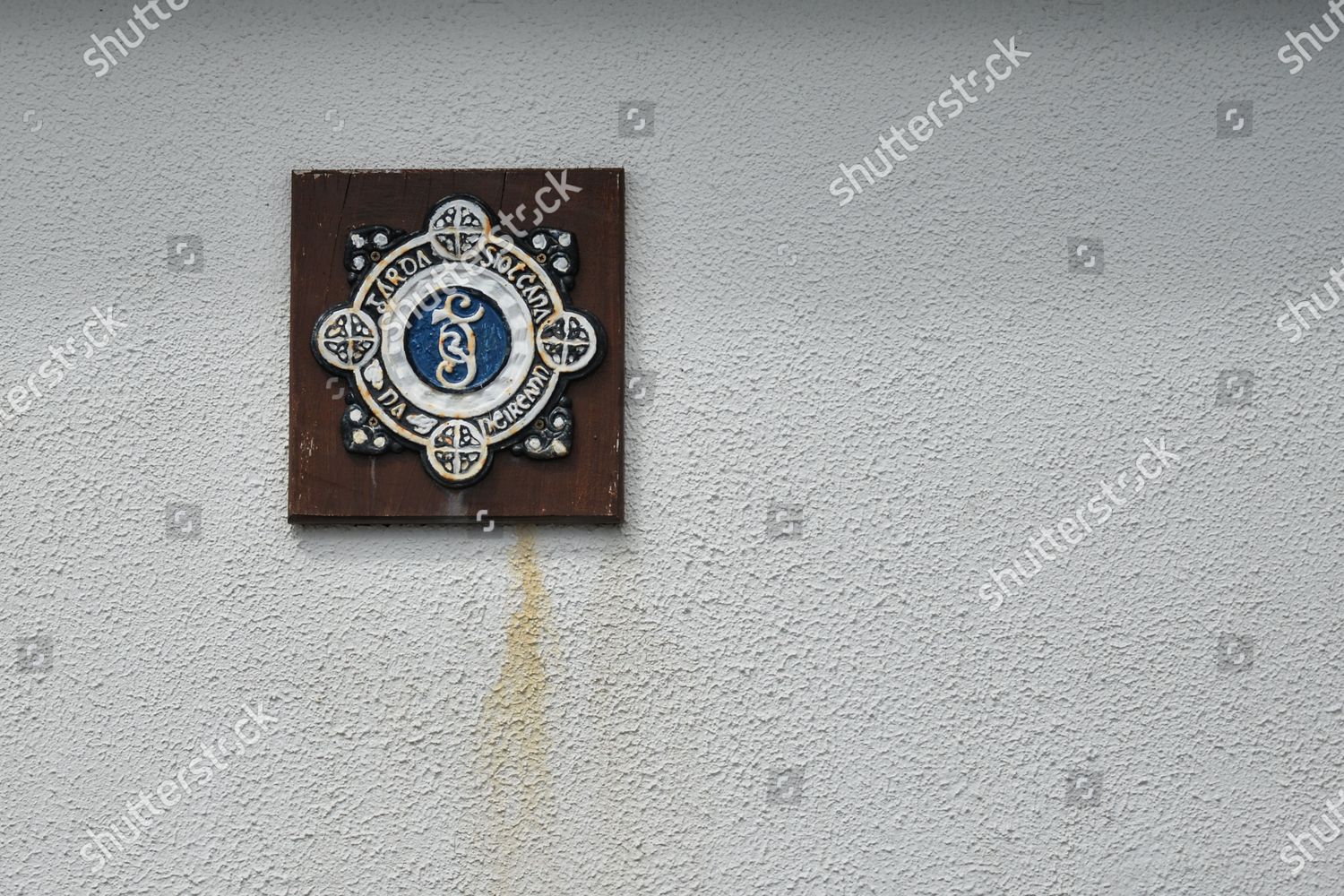 Old Garda Siochana Logo Seen Outside Editorial Stock Photo - Stock ...