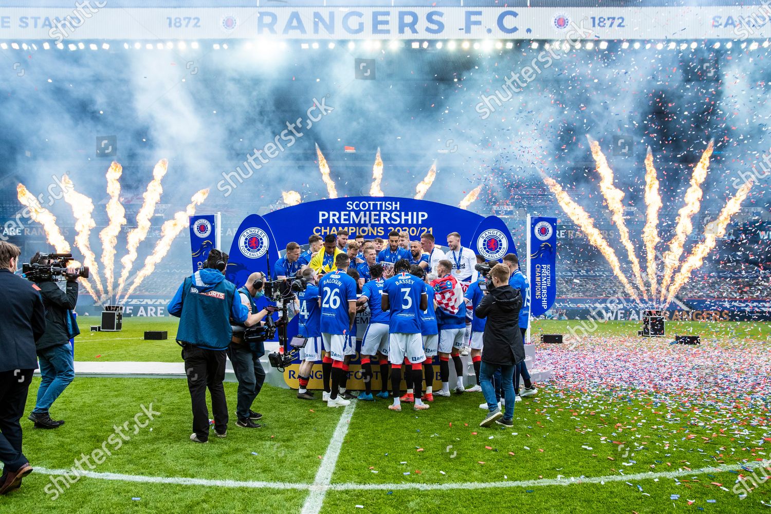 Steven Davis Rangers Lifts Scottish Premiership Editorial Stock Photo ...