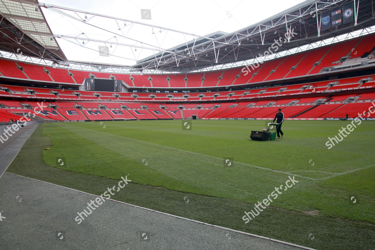 Is Wembley Stadium Turf or Grass?