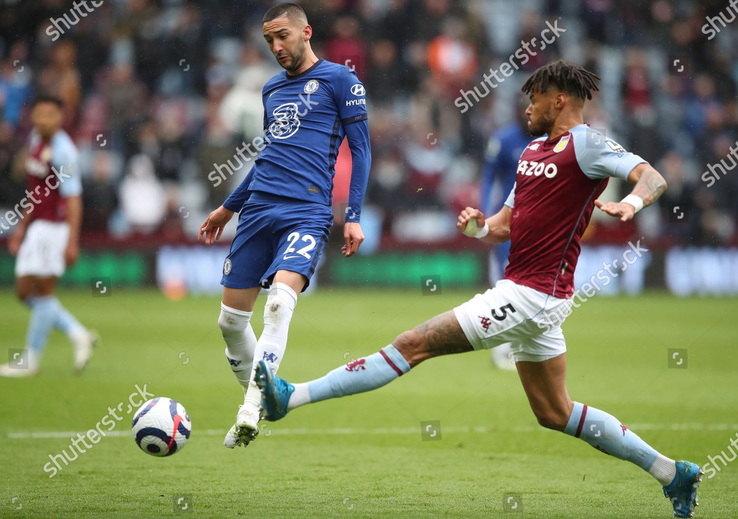 Tyrone Mings L Aston Villa action against Editorial Stock ...
