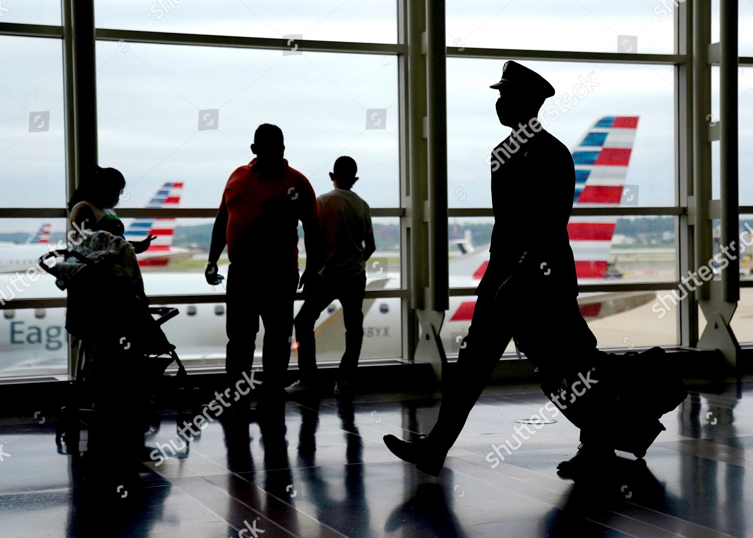 Travellers Walk Through Terminal Ronald Reagan Editorial Stock Photo