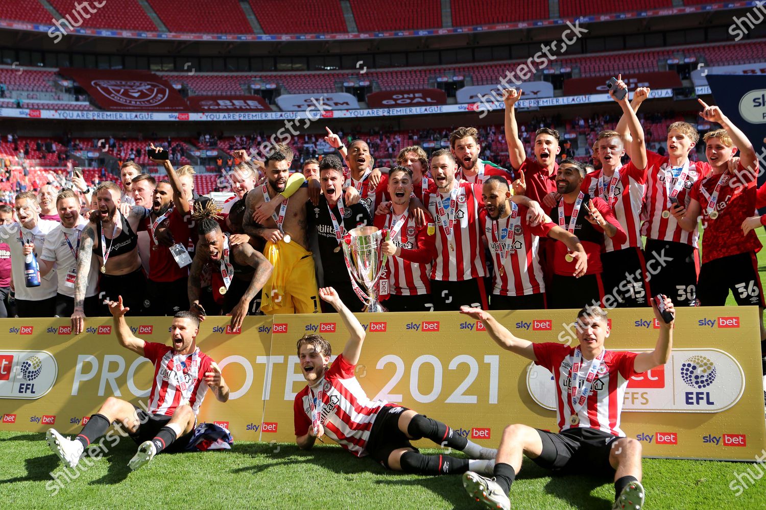 Brentford Celebrate Promotion Premier League During Editorial Stock ...