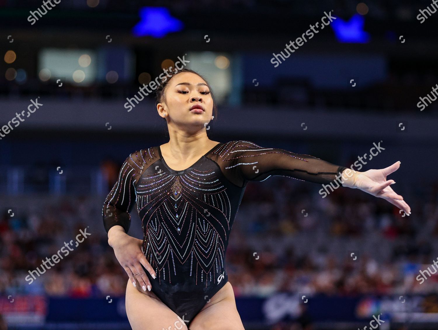 Sunisa Lee Performs Her Floor Routine Editorial Stock Photo - Stock ...