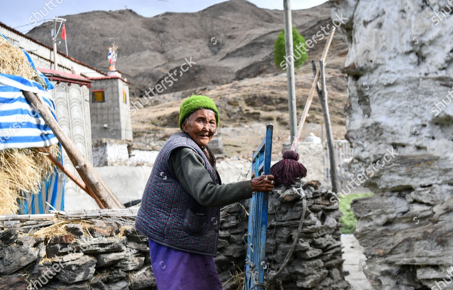 Tsering Yangzom Closes Corral Home Qoideog Editorial Stock Photo ...