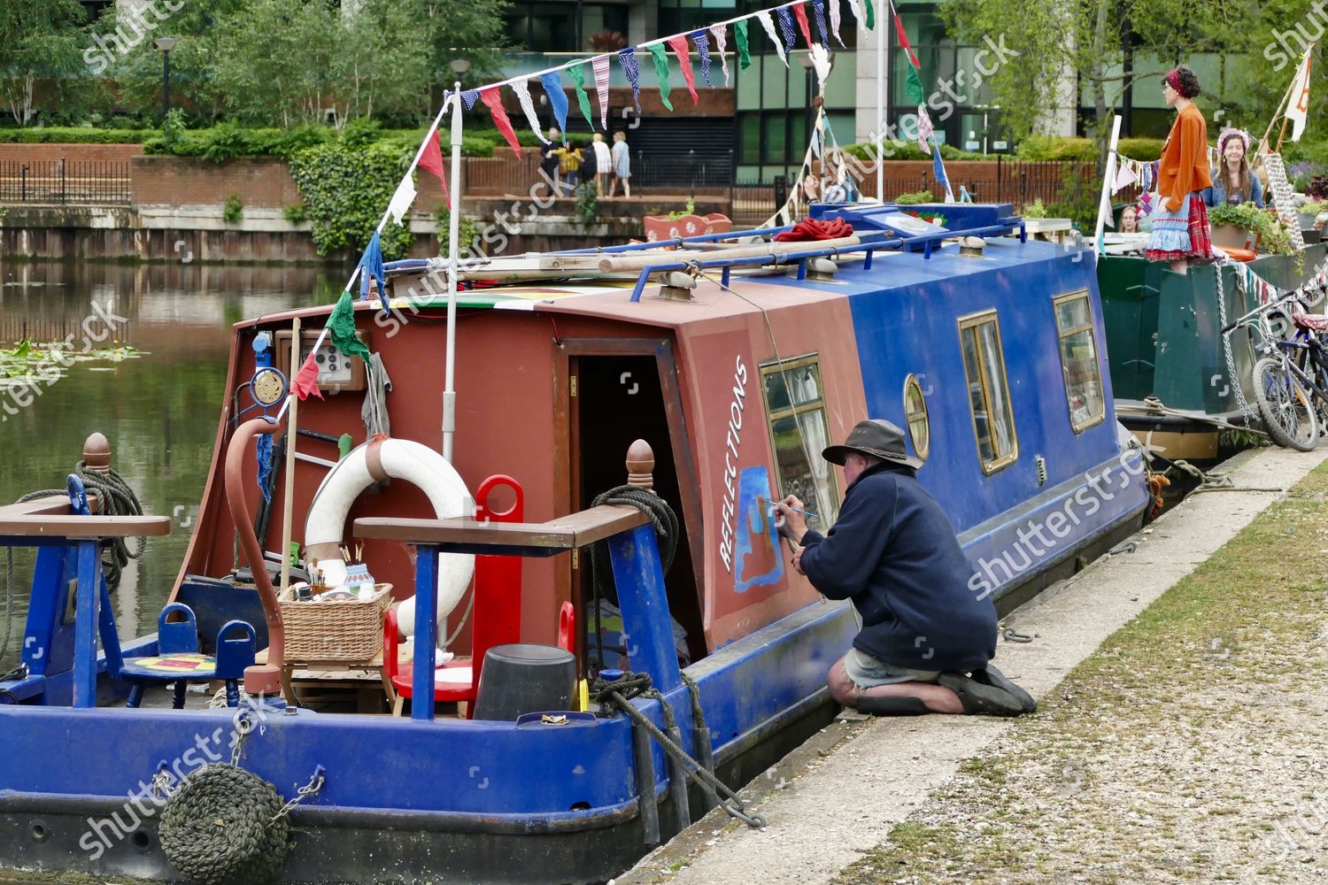 People Readings Waterfest Saw Abbey Quarter Editorial Stock Photo