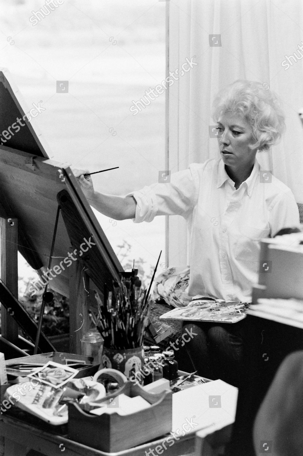 American Artist Margaret Keane Paints Her Editorial Stock Photo Stock   Shutterstock 12142270a 