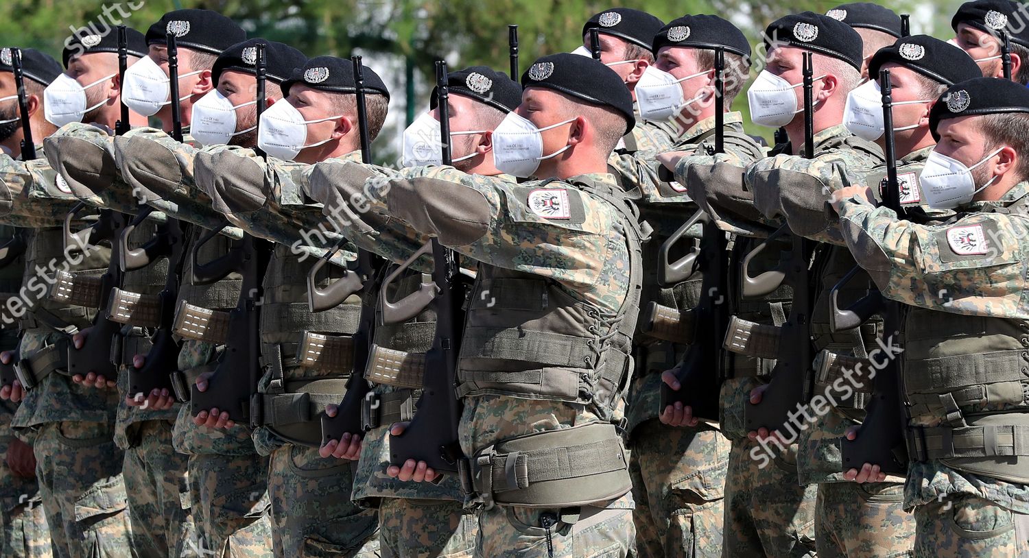 Lined Eufor Soldiers Salute Hungarian Defense Editorial Stock Photo ...