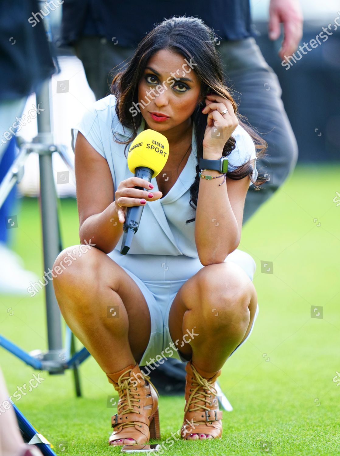 Isa Guha Bbc Sport Rehearses Ahead Editorial Stock Photo Stock Image isa-guha-bbc-sport-rehearses-ahead-editorial-stock-photo-stock-image