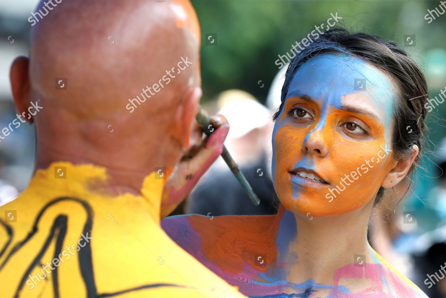 Body Painting Artist Leann R Paints Editorial Stock Photo Stock Image