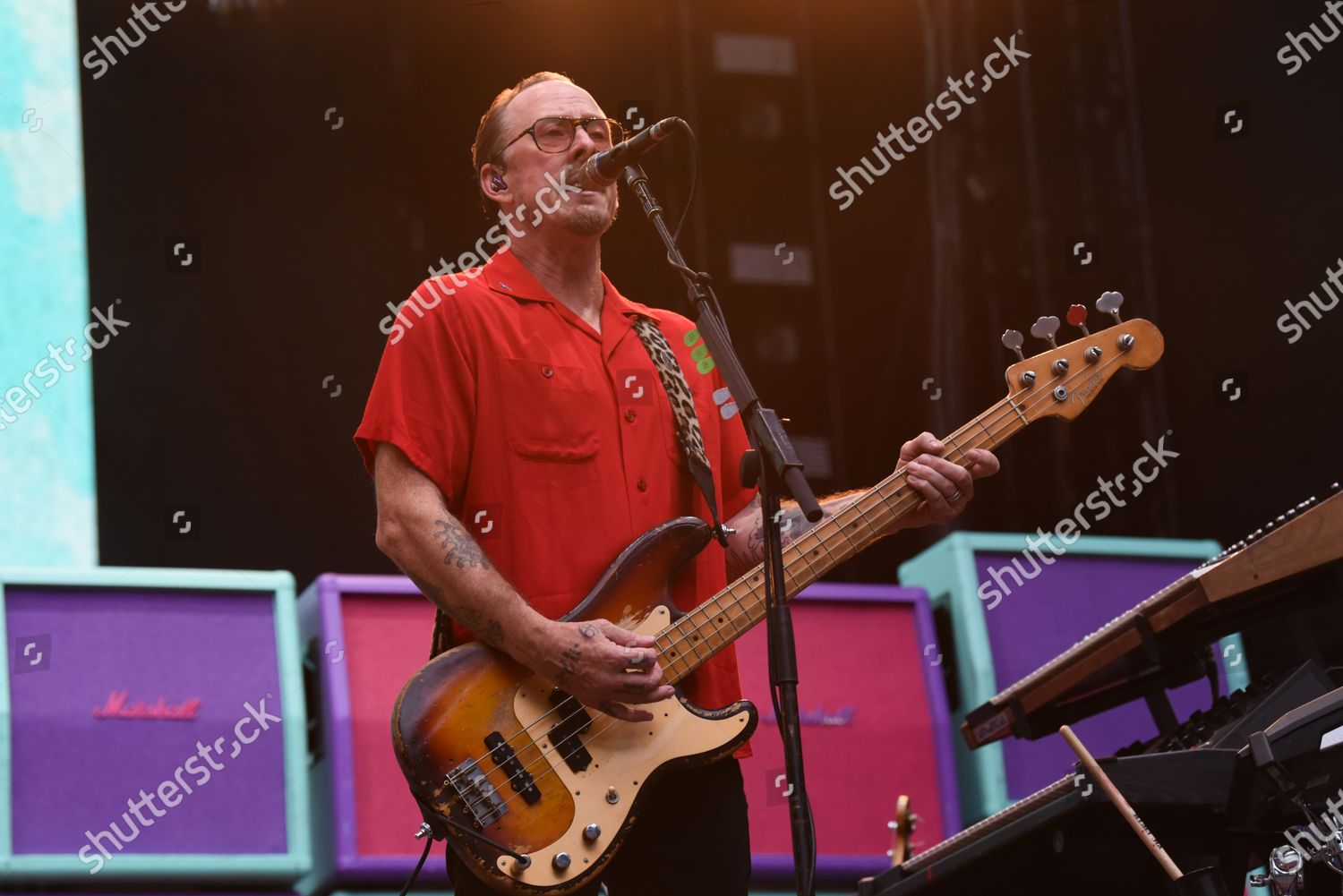 Scott Shriner Weezer Performs Editorial Stock Photo - Stock Image