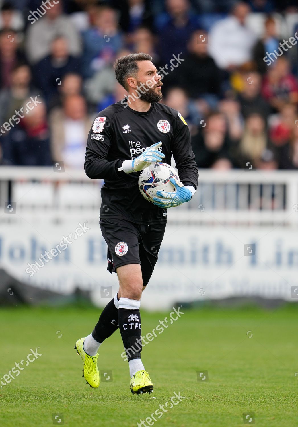 Crawley Town Goalkeeper Glenn Morris Editorial Stock Photo - Stock 