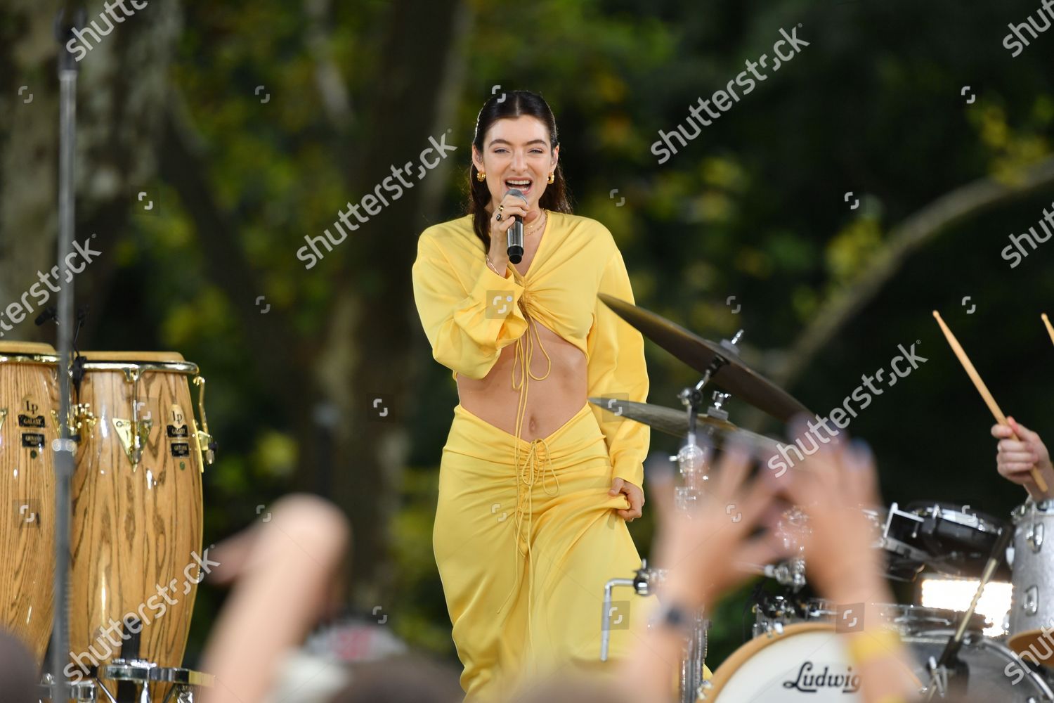 Lorde Performs Good Morning America Concert Editorial Stock Photo