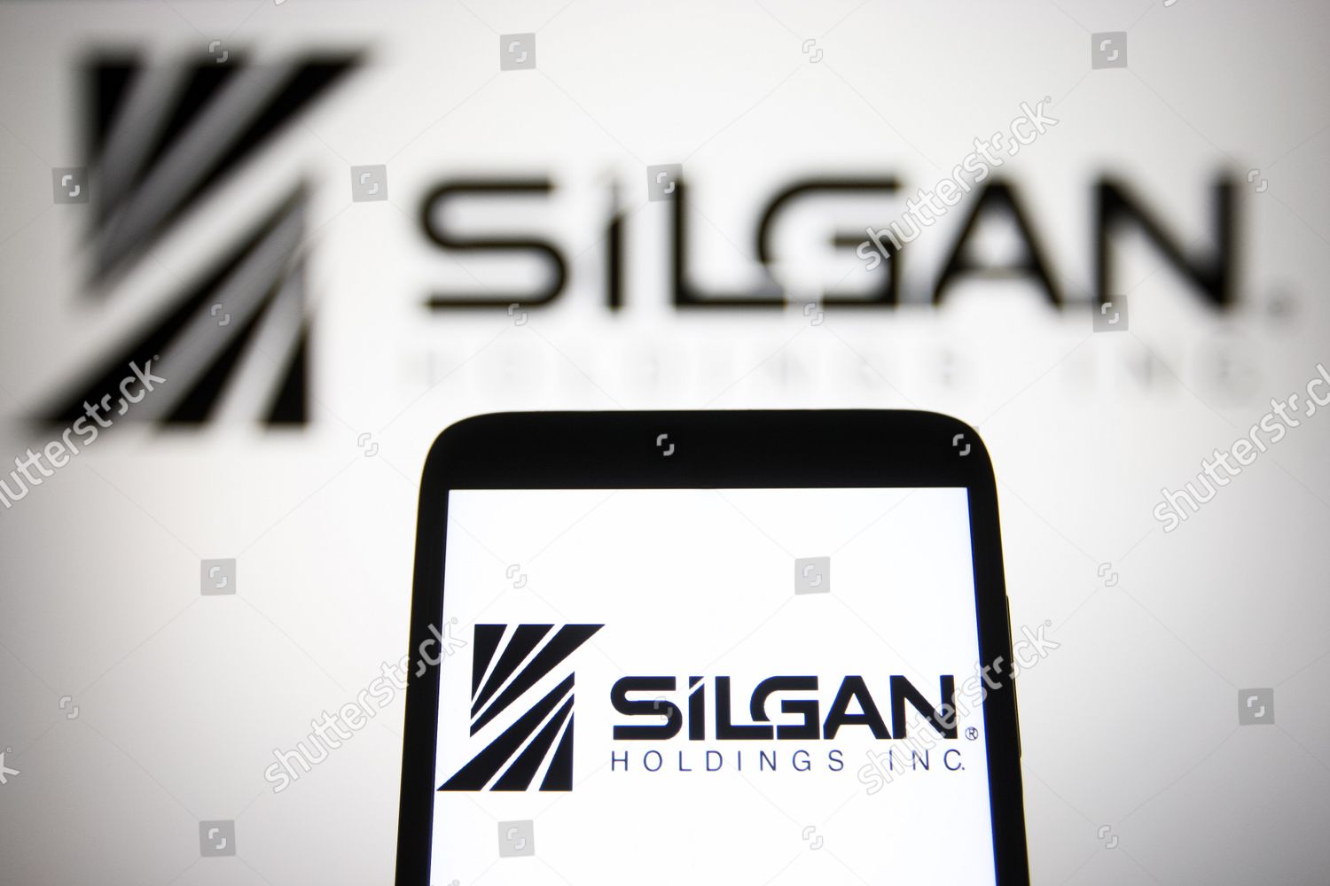 This Photo Illustration Silgan Holdings Logo Editorial Stock Photo ...