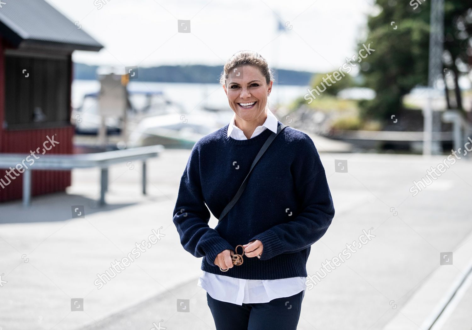 crown-princess-victoria-and-her-dog-rio-visit-alo-and-uto-sweden-shutterstock-editorial-12361980k.jpg