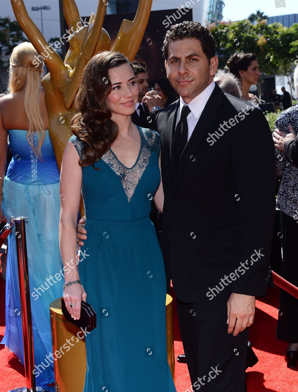 Actress Linda Cardellini Fiance Steven Rodriquez Editorial Stock Photo ...