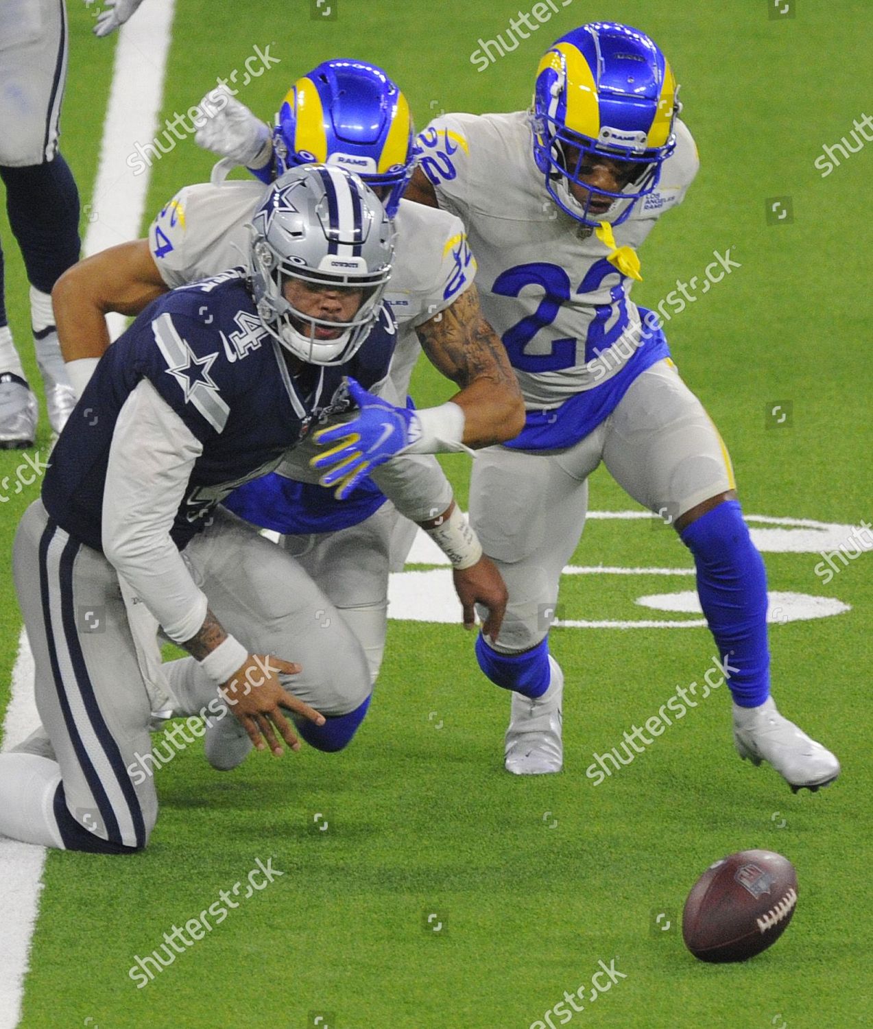 Dallas Cowboys Dak Prescott Fumbles Ball Editorial Stock Photo Stock