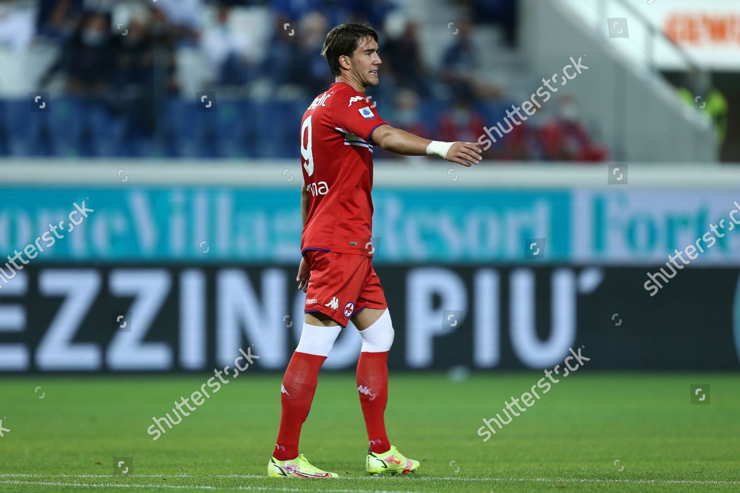 Dusan Vlahovic Afc Fiorentina Gestures During Editorial Stock Photo ...