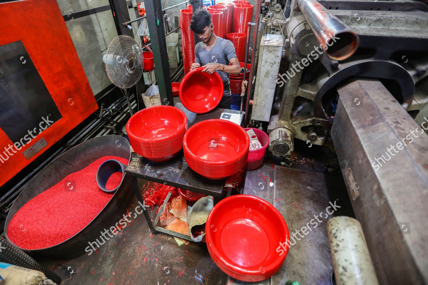 Labourer Seen Working Plastic Factory Dhaka Editorial Stock Photo