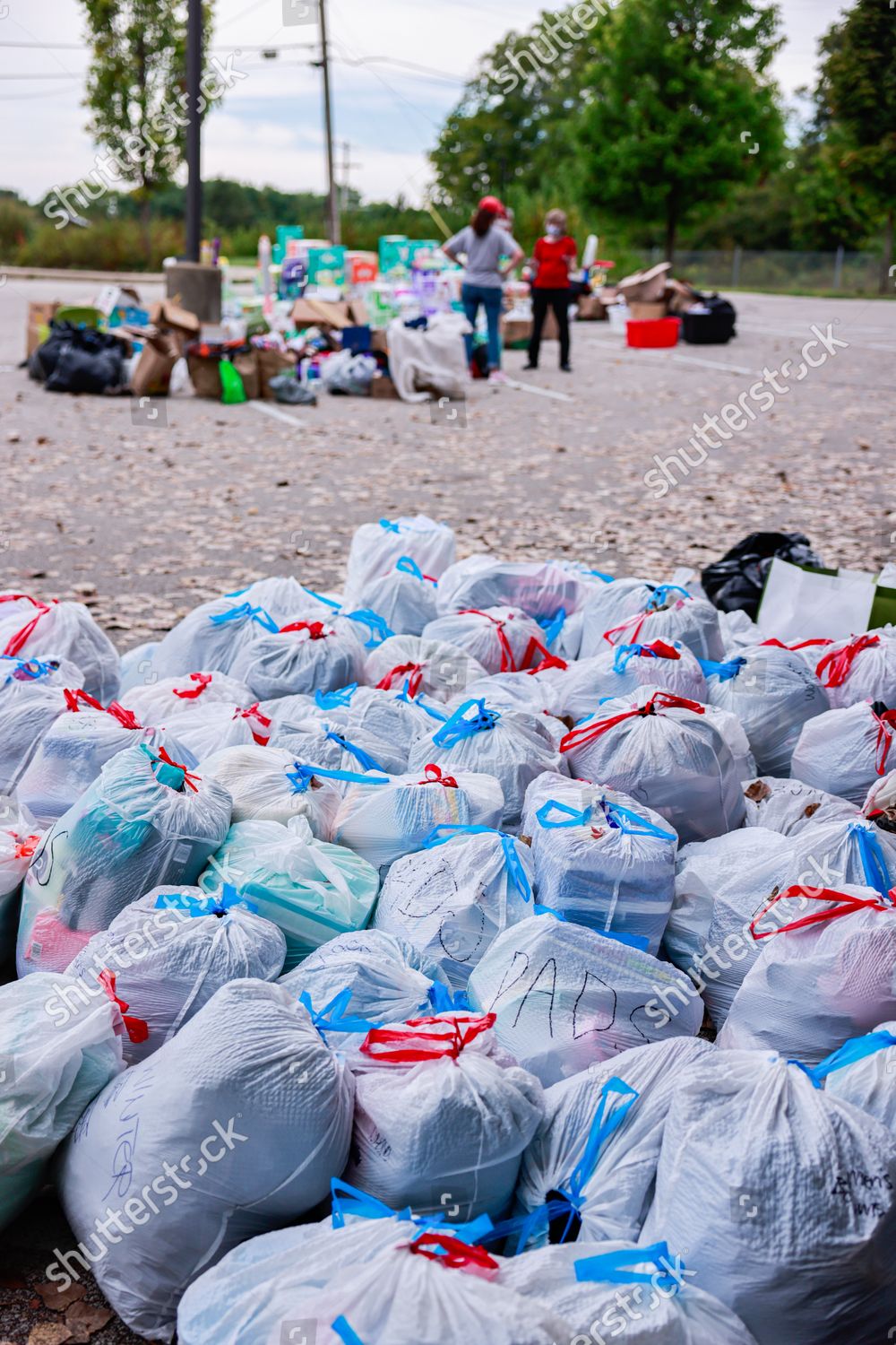 Volunteers Collect Organize Donations Afghan Refugees Editorial Stock