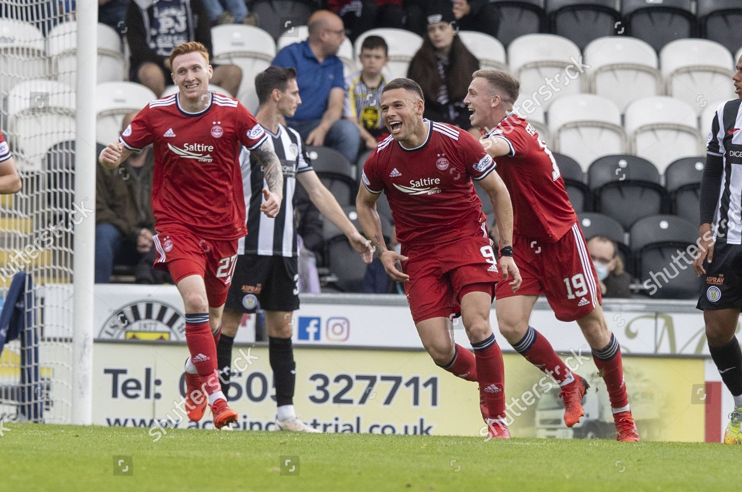 St Mirren V Aberdeen Aberdeen Christian Editorial Stock Photo - Stock ...