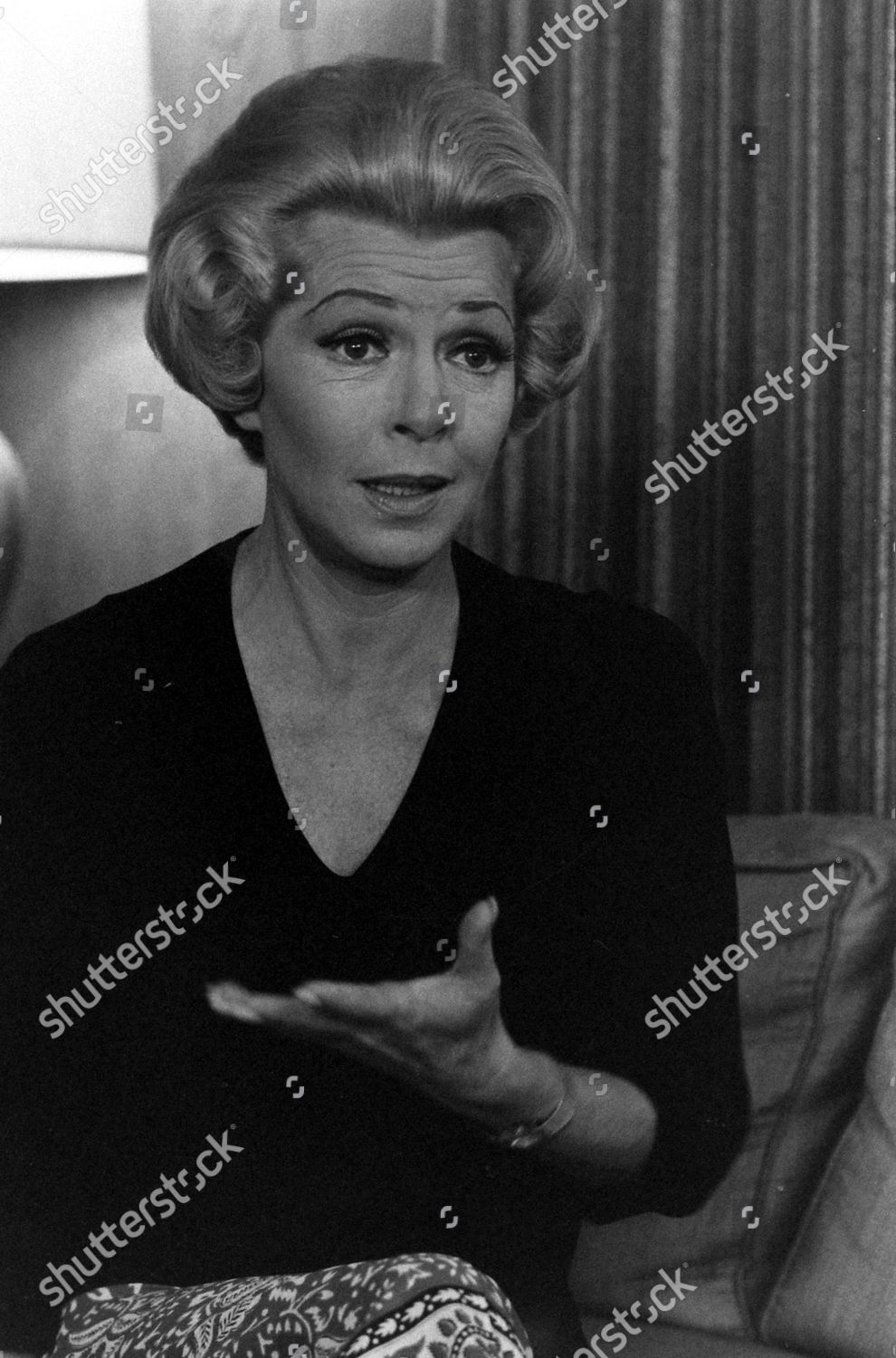 Lana Turner Acting During Filming Survivors Editorial Stock Photo ...