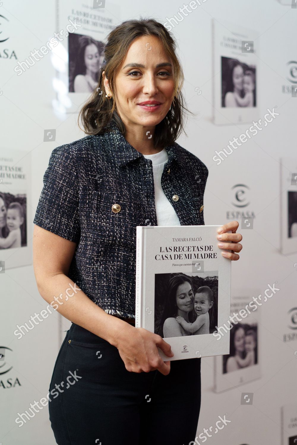 Tamara Falco Poses Photo During Presentation Editorial Stock Photo