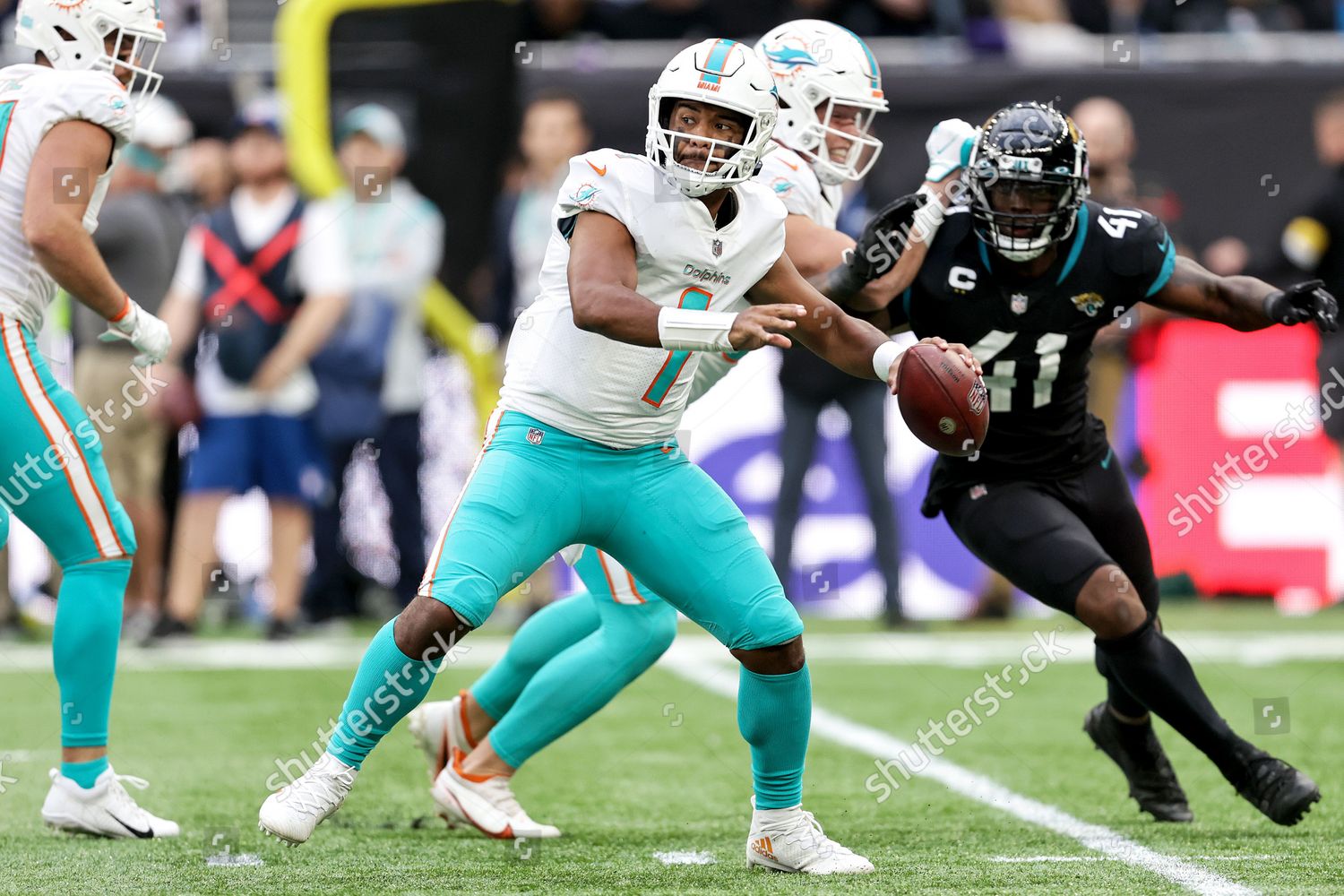 Jacksonville Jaguars Vs Miami Dolphins Miami Editorial Stock Photo ...