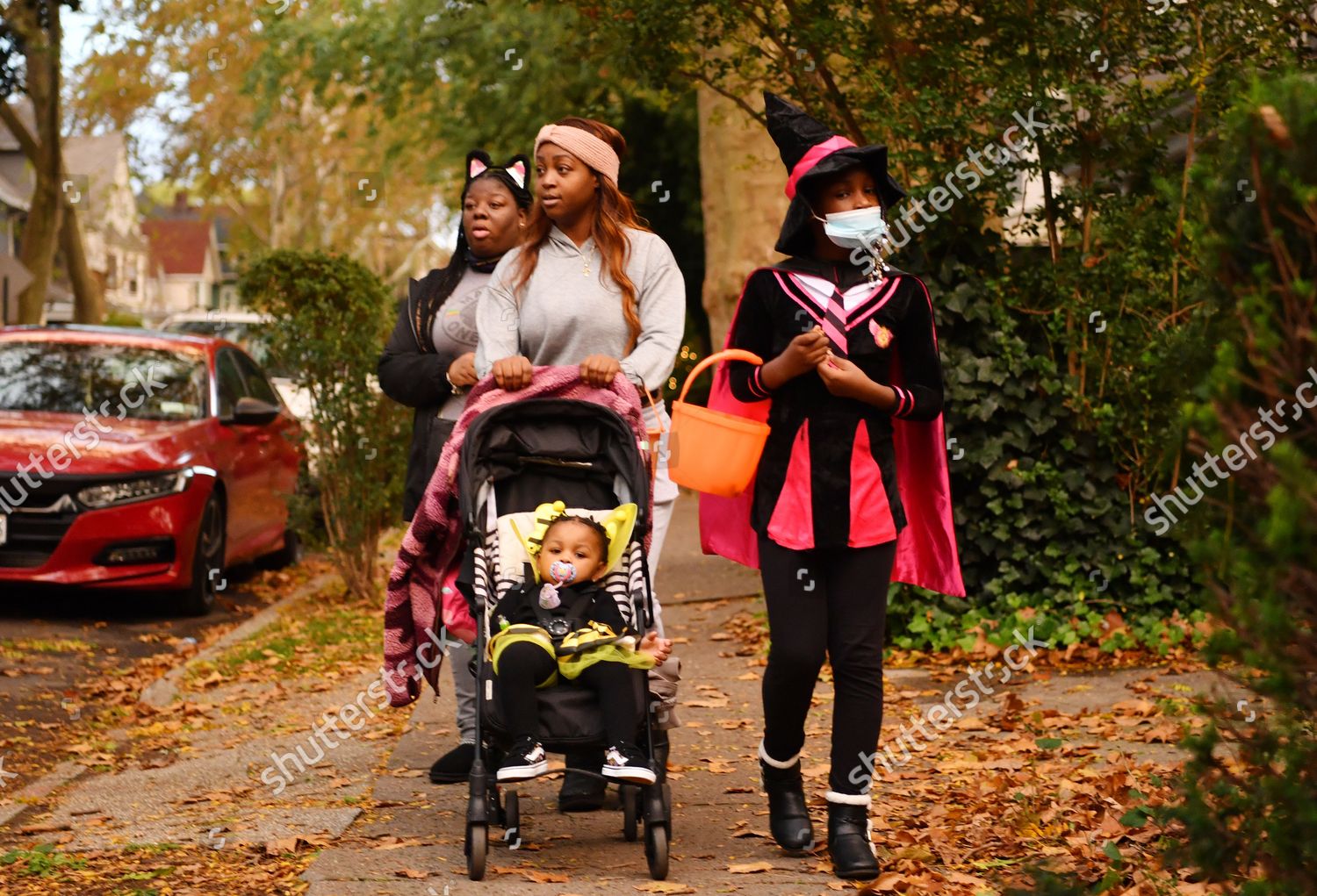 People Celebrate Halloween Ditmas Park Neighborhood Editorial Stock