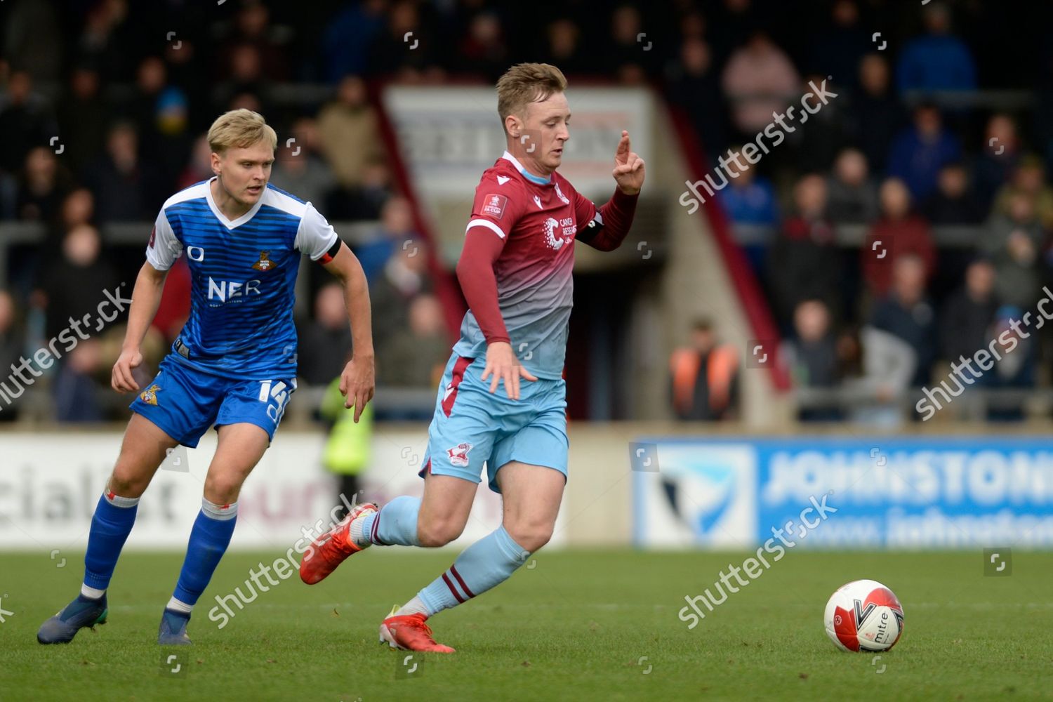 Scunthorpe United Alfie Beestin 8 Attacking Editorial Stock Photo ...