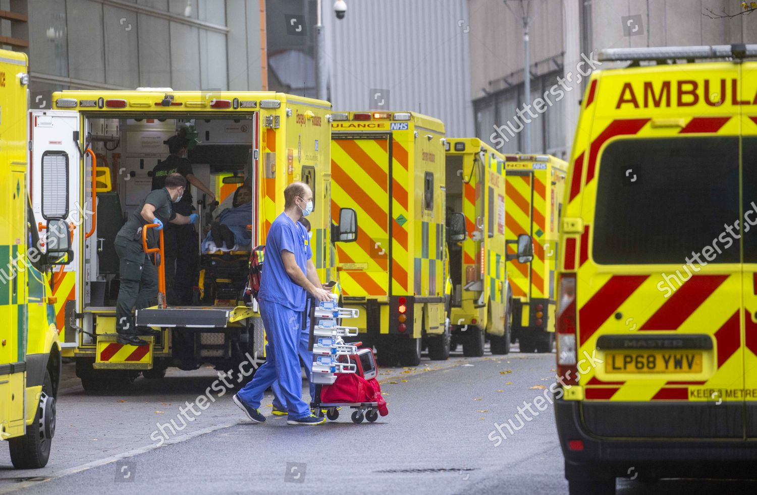 Lines Ambulances Nhs Staff Outside Royal Editorial Stock Photo - Stock ...