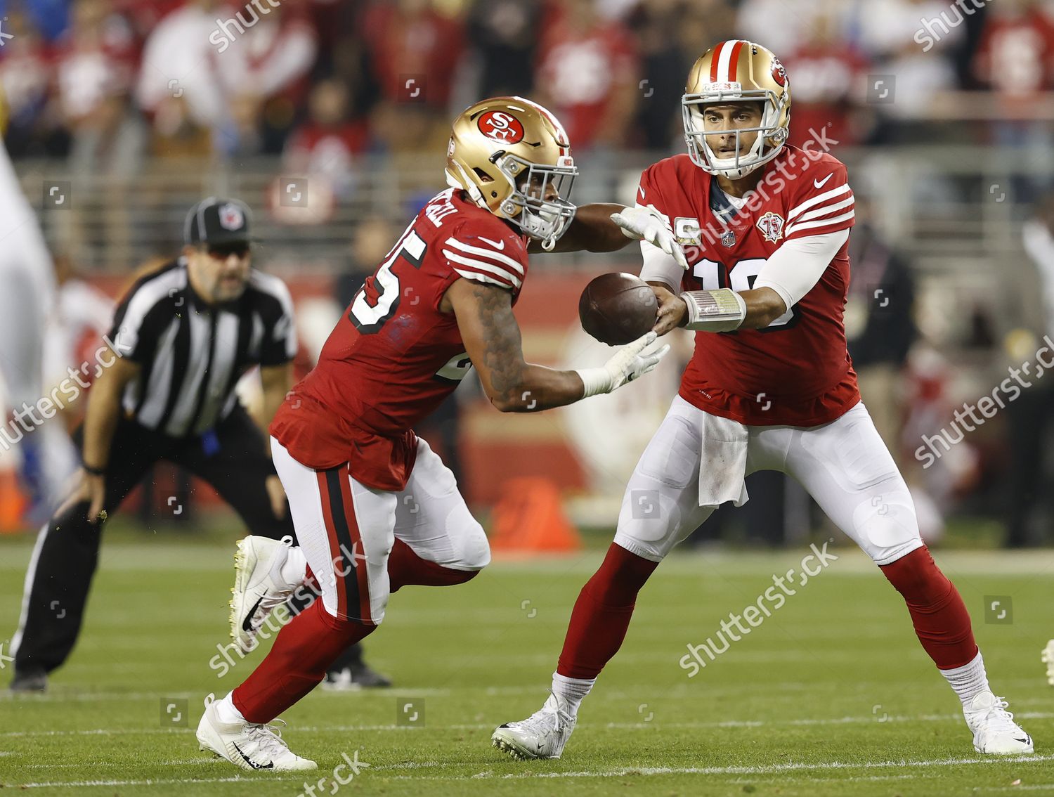 Santa Clara, California, USA. 15th Nov, 2021. San Francisco 49ers