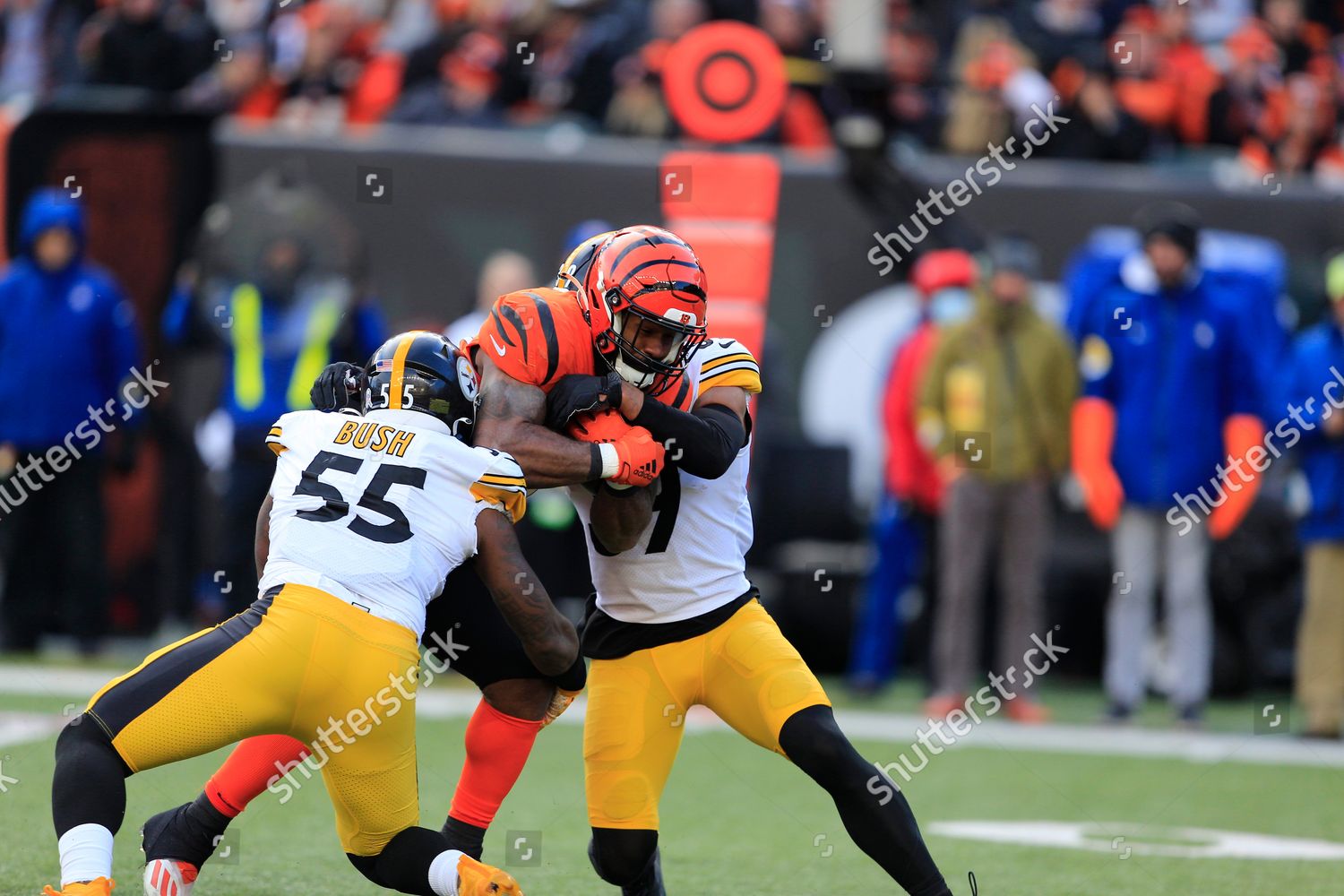 Cincinnati Bengals Rb Joe Mixon Tackled Editorial Stock Photo - Stock Image