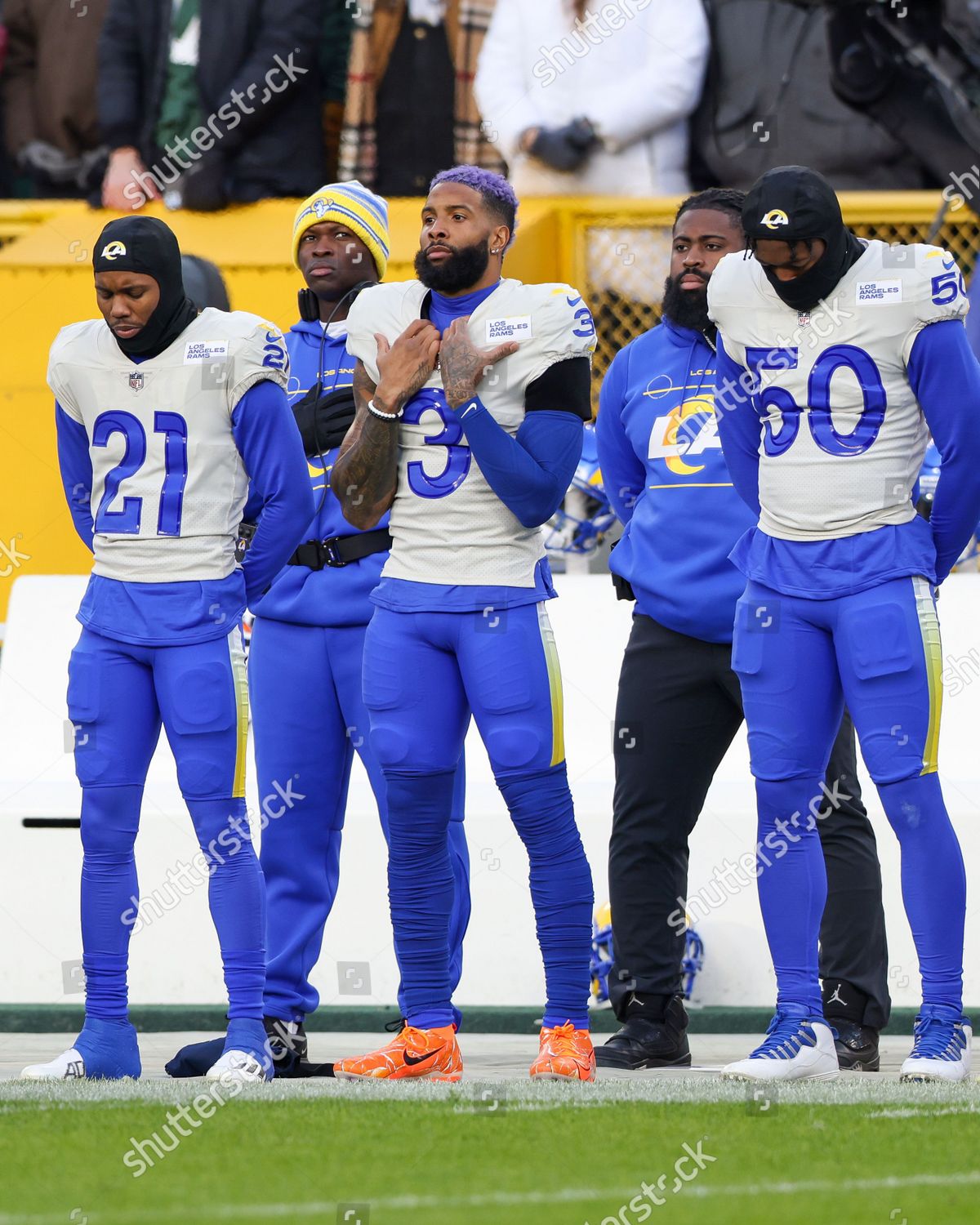 November 28, 2021: Los Angeles Rams wide receiver Odell Beckham Jr. (3)  taking selfies with fans during the NFL football game between the Los  Angeles Rams and the Green Bay Packers at