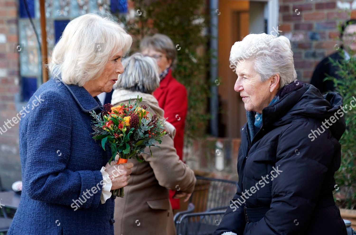 CASA REAL BRITÁNICA - Página 95 Camilla-duchess-of-cornwall-visit-to-wiltshire-uk-shutterstock-editorial-12627845r