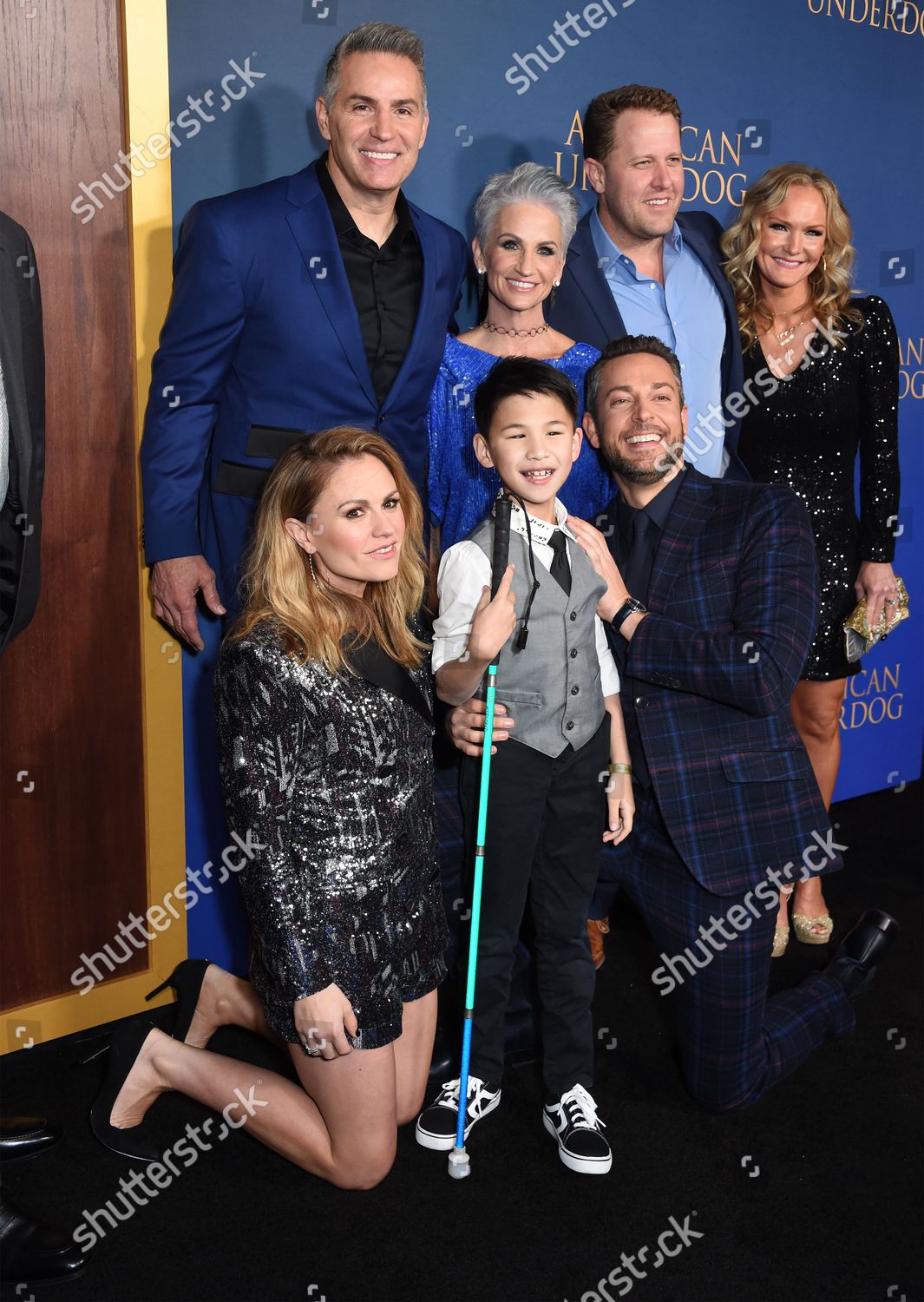 Los Angeles, CA. 15th Dec, 2021. Zachary Levi, Anna Paquin at arrivals for  AMERICAN UNDERDOG Premiere