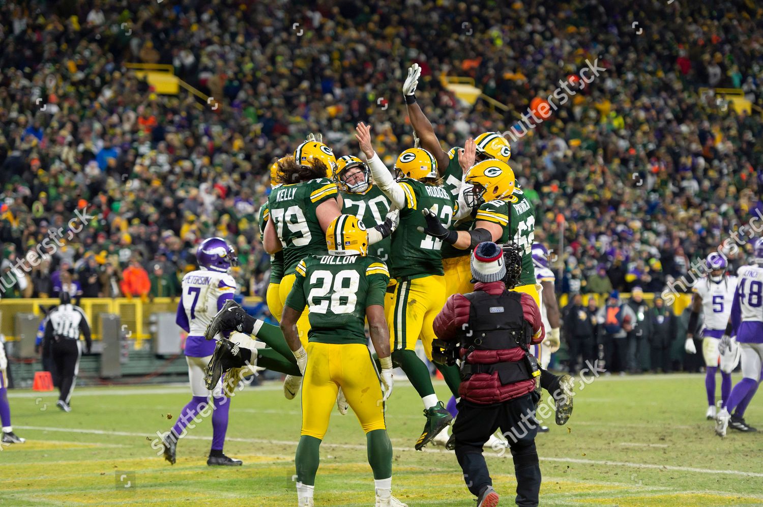 Green Bay Packers offensive tackle Royce Newman (70) looks on