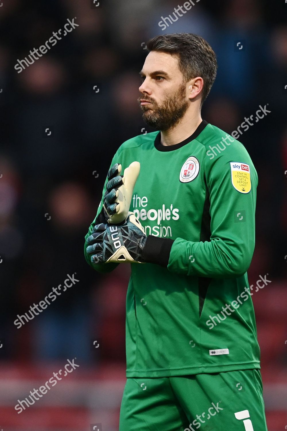 Goal Keeper Glenn Morris Crawley Town Editorial Stock Photo - Stock 