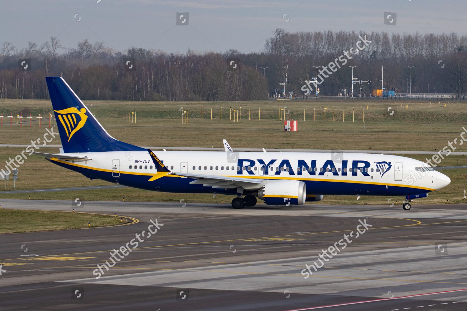 boeing 737 max 8 фото салона